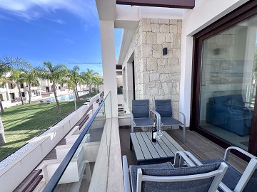 Exklusiv tak-bungalow med 3 sovrum i Los Balcones - Lotus Properties