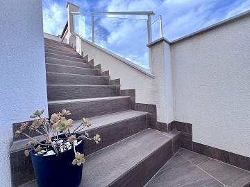 Exklusiv tak-bungalow med 3 sovrum i Los Balcones - Lotus Properties