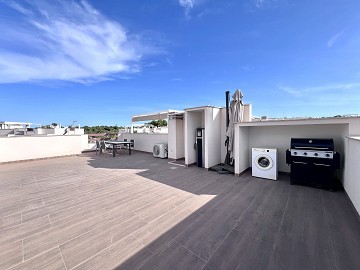 Exklusiv tak-bungalow med 3 sovrum i Los Balcones - Lotus Properties