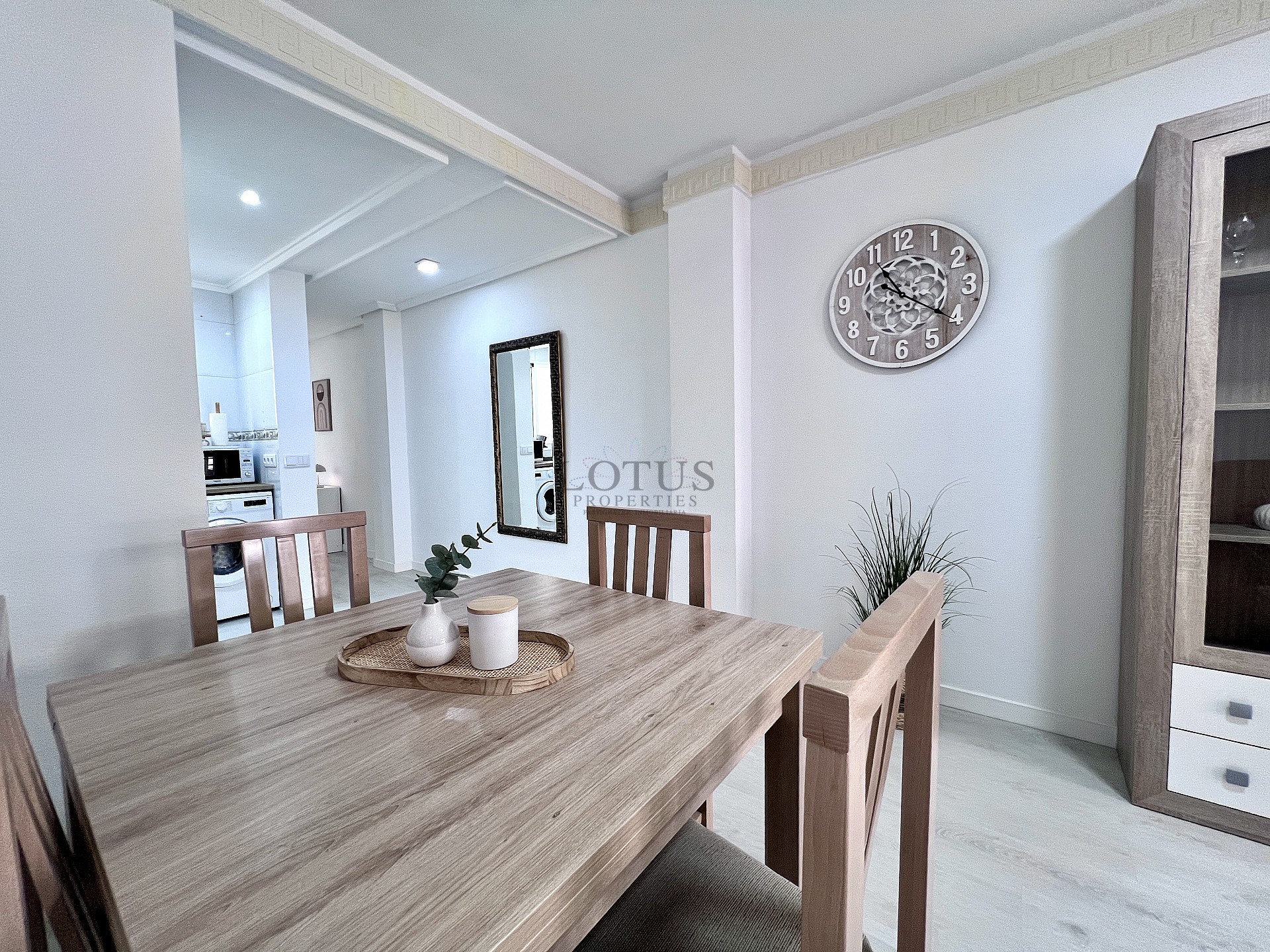 Lägenhet endast 60 meter från Playa de los Locos – Torrevieja - Lotus Properties