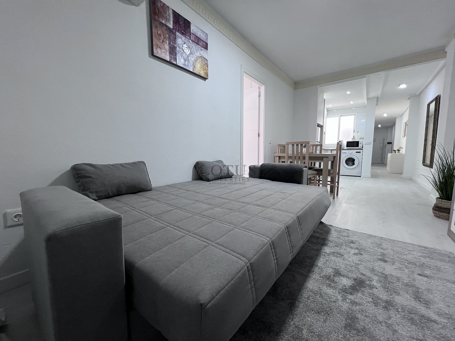 Lägenhet endast 60 meter från Playa de los Locos – Torrevieja - Lotus Properties