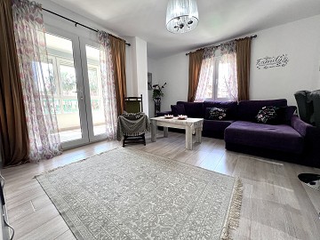 FANTASTISK LÄGENHET 30 METER TILL HAVET - Lotus Properties